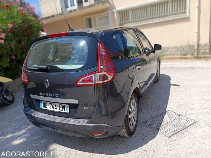 RENAULT SCENIC - 2009 - 154900KMS - Лек автомобил: снимка 3 RENAULT SCENIC - 2009 - 154900KMS - Лек автомобил: снимка 3