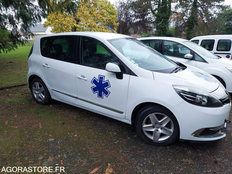 RENAULT SCENIC 2015 226431kms - Лек автомобил: снимка 2 RENAULT SCENIC 2015 226431kms - Лек автомобил: снимка 2