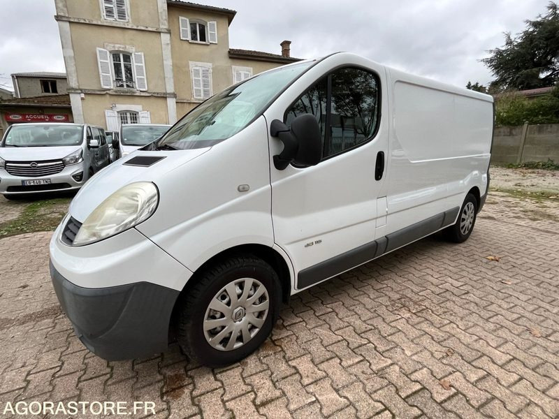 RENAULT TRAFIC L2H1 - 2013 / 202 310 KM - Товарен бус: снимка 1 RENAULT TRAFIC L2H1 - 2013 / 202 310 KM - Товарен бус: снимка 1