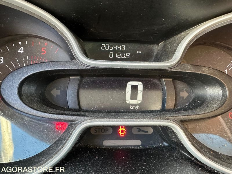 RENAULT - TRAFIC L2H1 - 2017 / 286000 KM - Товарен бус: снимка 4 RENAULT - TRAFIC L2H1 - 2017 / 286000 KM - Товарен бус: снимка 4