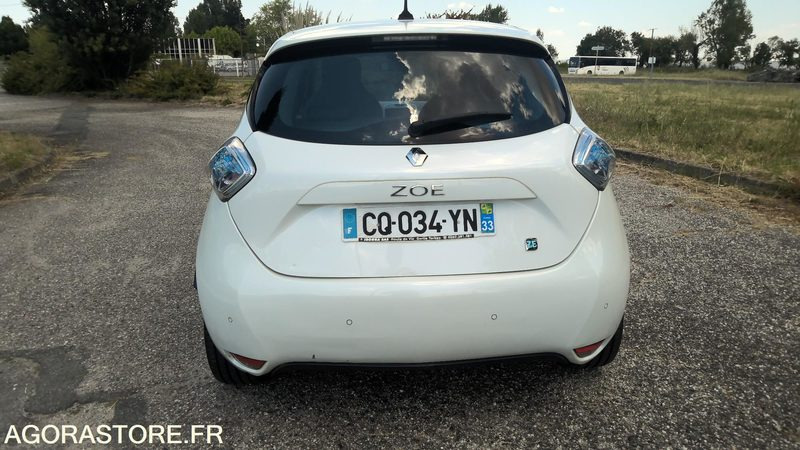 RENAULT ZOE 2013 116000 KMS PAS DE LOCATION BATTERIE - Лек автомобил: снимка 5 RENAULT ZOE 2013 116000 KMS PAS DE LOCATION BATTERIE - Лек автомобил: снимка 5