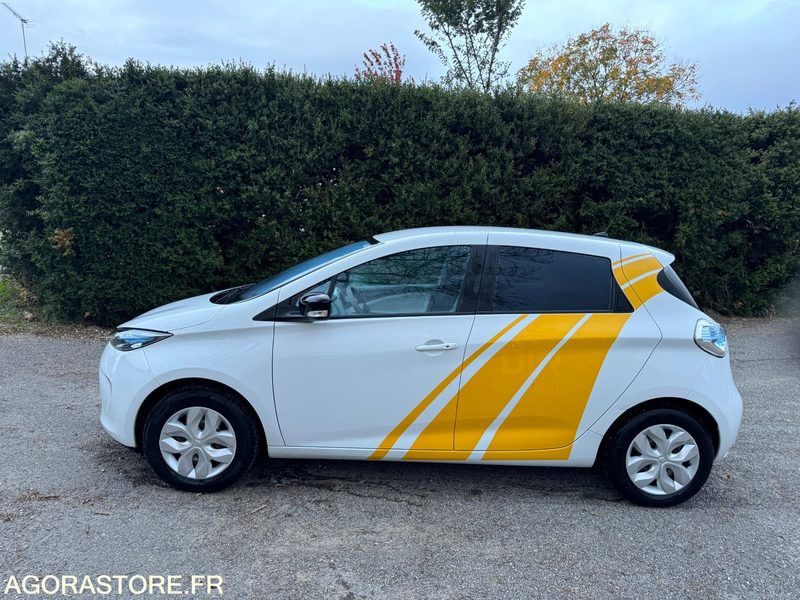 RENAULT ZOE - 2021 - 35000KM - Лек автомобил: снимка 2 RENAULT ZOE - 2021 - 35000KM - Лек автомобил: снимка 2