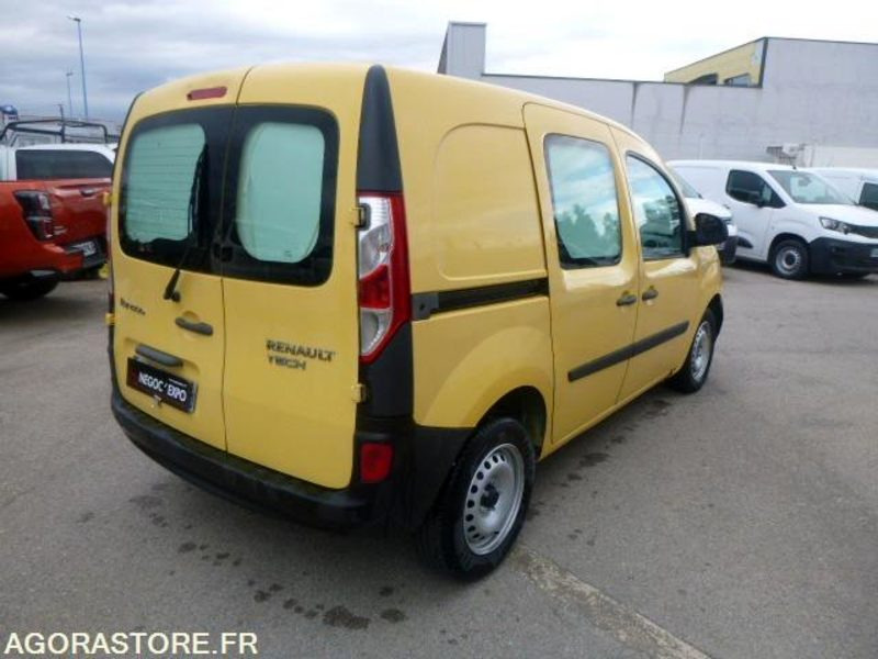 RENAULT kangoo - 2015 - 148166km - PRIX TTC - Малък ван: снимка 4 RENAULT kangoo - 2015 - 148166km - PRIX TTC - Малък ван: снимка 4