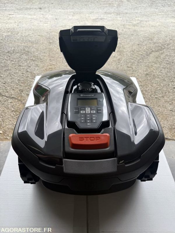ROBOT de tonte NEUF 305 Husqvarna Unitaire - Косачка за трева: снимка 2 ROBOT de tonte NEUF 305 Husqvarna Unitaire - Косачка за трева: снимка 2