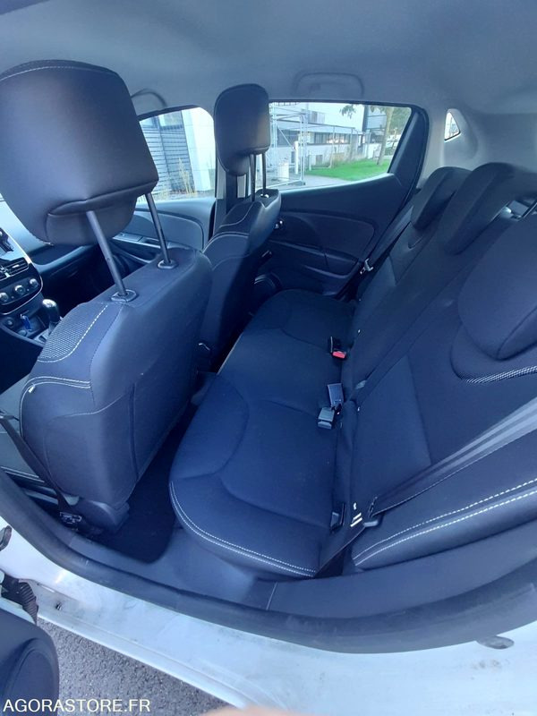 Renault - Clio - 2013 - 158535KM - Лек автомобил: снимка 5 Renault - Clio - 2013 - 158535KM - Лек автомобил: снимка 5