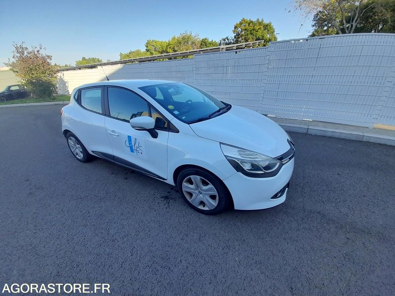 Renault - Clio - 2013 - 160098KM - Лек автомобил: снимка 2 Renault - Clio - 2013 - 160098KM - Лек автомобил: снимка 2