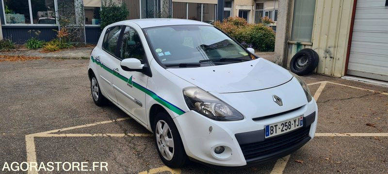 Renault Clio 3 1.5DCI - Лек автомобил: снимка 2 Renault Clio 3 1.5DCI - Лек автомобил: снимка 2