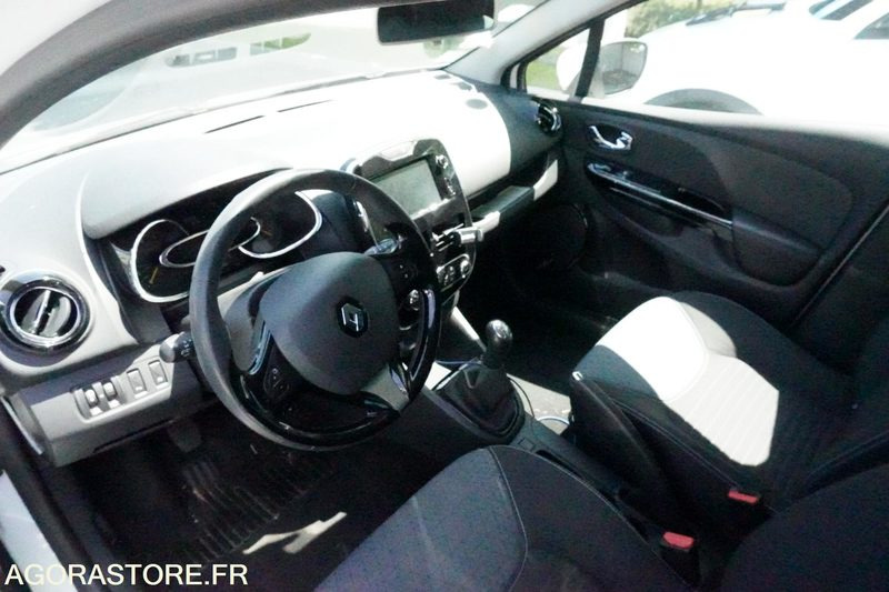 Renault Clio 4 122544 kms 2013 - Лек автомобил: снимка 5 Renault Clio 4 122544 kms 2013 - Лек автомобил: снимка 5