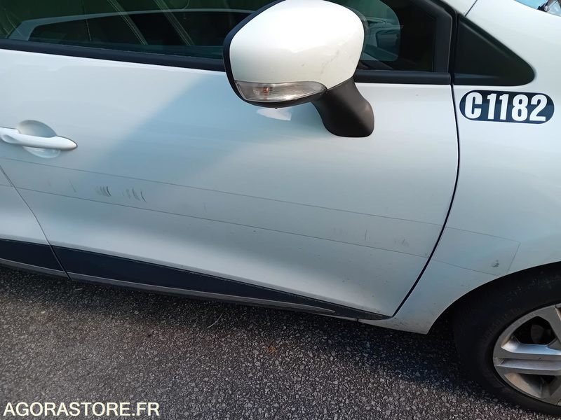 Renault Clio 4 - 2018 - 59832 kms - Лек автомобил: снимка 4 Renault Clio 4 - 2018 - 59832 kms - Лек автомобил: снимка 4