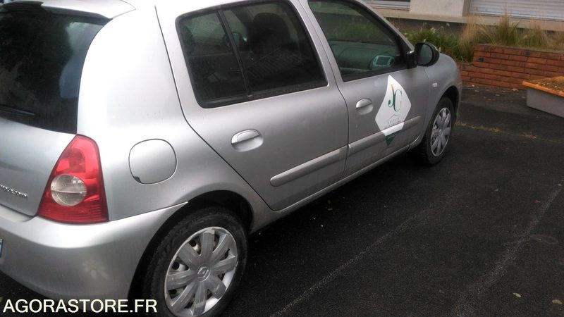 Лек автомобил Renault Clio Campus 155254 kms 2010: снимка 8