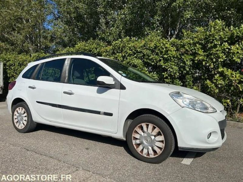 Renault Clio break 100600kms 2010 - Комби: снимка 5 Renault Clio break 100600kms 2010 - Комби: снимка 5
