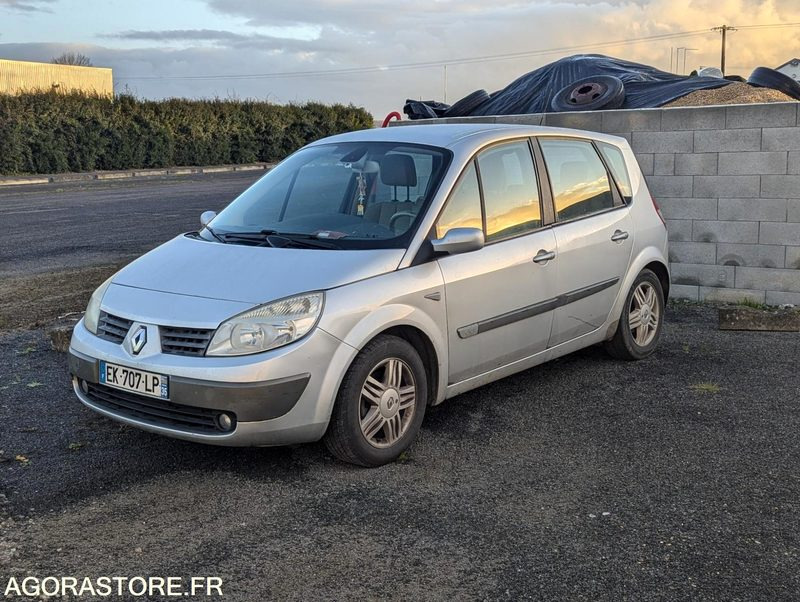 Renault Grand scénic - 2006 - 250 000 KM - Лек автомобил: снимка 1 Renault Grand scénic - 2006 - 250 000 KM - Лек автомобил: снимка 1