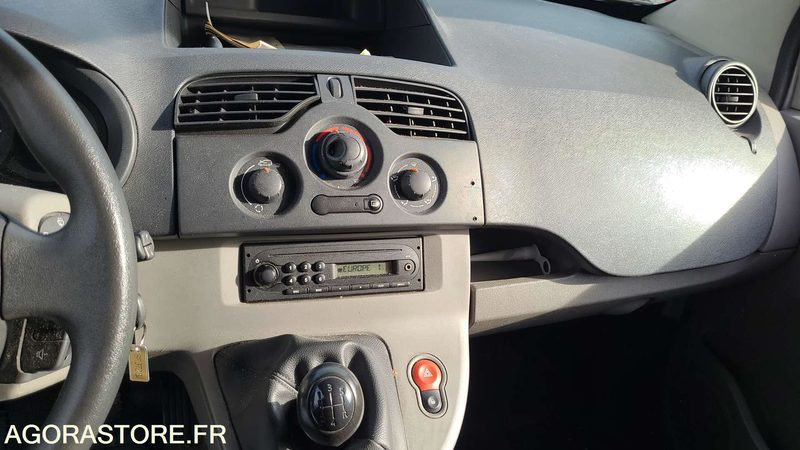 Малък ван Renault Kangoo - 2011 - 130342kms - BF372BJ: снимка 10 Малък ван Renault Kangoo - 2011 - 130342kms - BF372BJ: снимка 10
