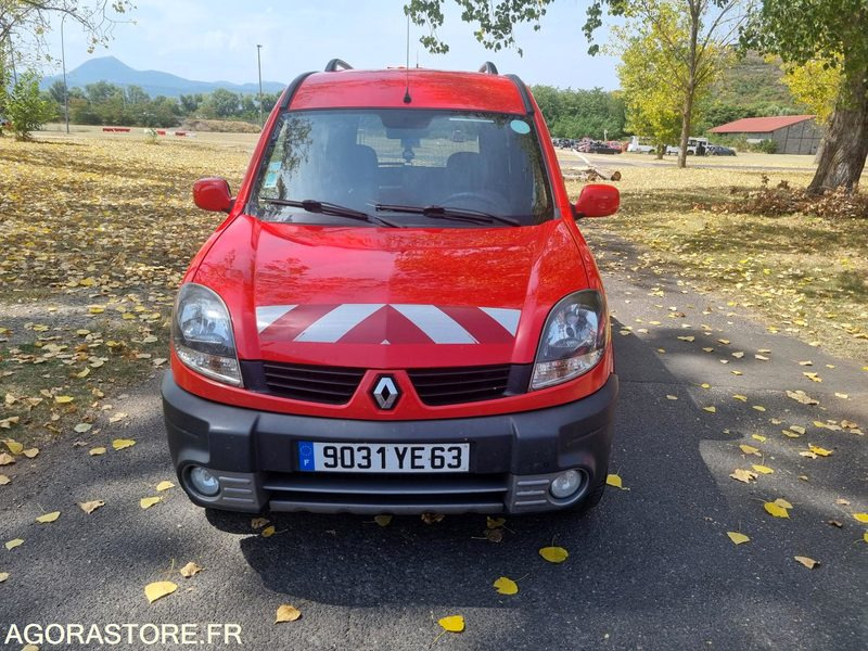 Renault Kangoo 4x4 - 9031 YE 63 - 2006 - Малък ван: снимка 1 Renault Kangoo 4x4 - 9031 YE 63 - 2006 - Малък ван: снимка 1