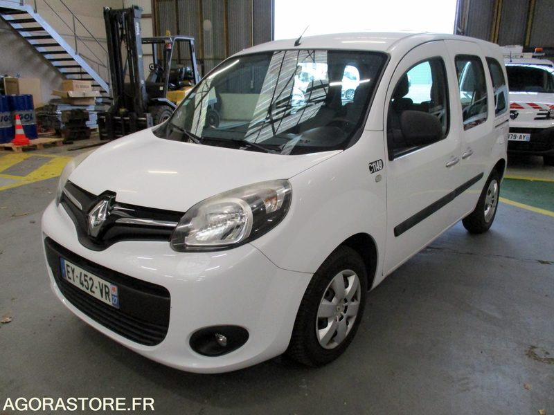 Renault Kangoo 5 places - 2018 - 89960 kms - Лек автомобил: снимка 2 Renault Kangoo 5 places - 2018 - 89960 kms - Лек автомобил: снимка 2