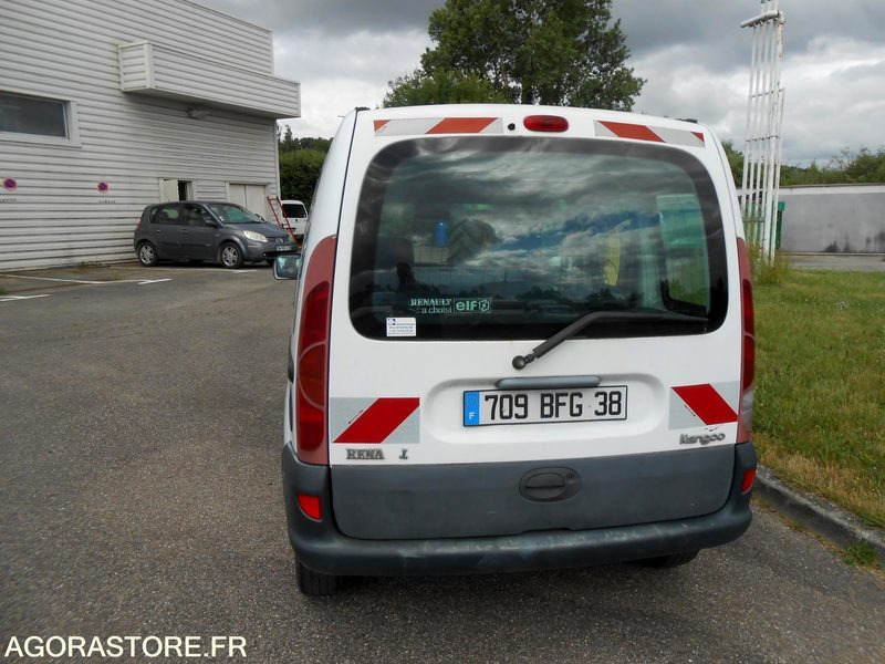 Renault Kangoo 5 places - Лек автомобил: снимка 2 Renault Kangoo 5 places - Лек автомобил: снимка 2