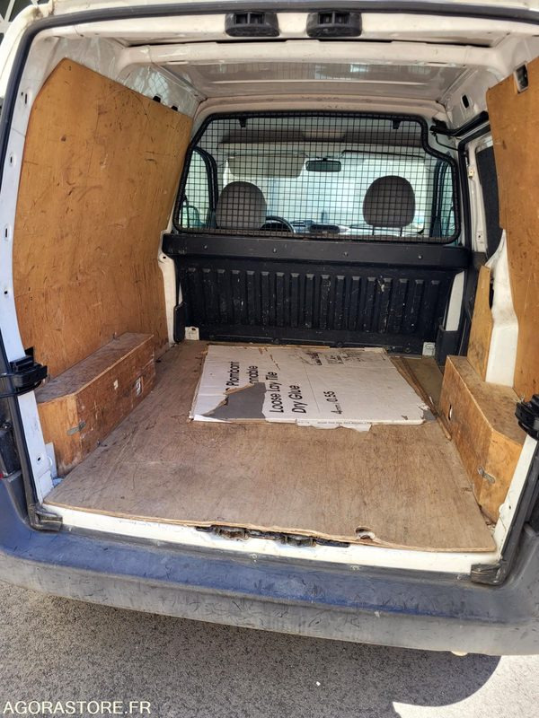 Renault Kangoo 70 275 kms année 2003 Contrôle technique favorable - Малък ван: снимка 5 Renault Kangoo 70 275 kms année 2003 Contrôle technique favorable - Малък ван: снимка 5