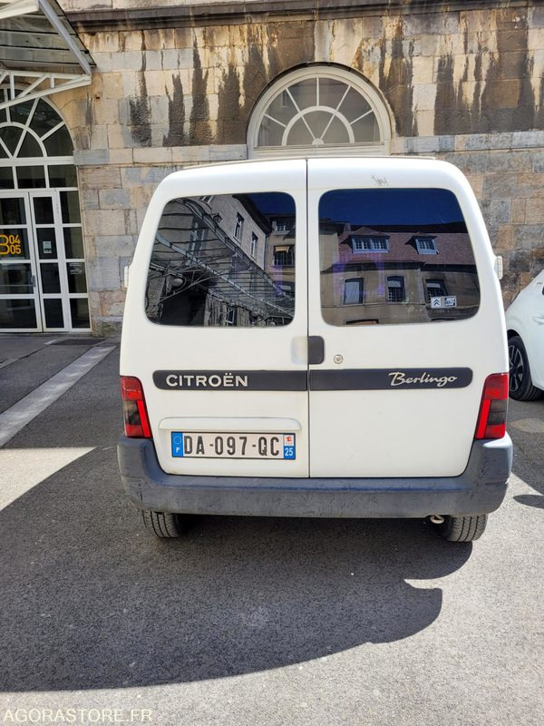 Renault Kangoo 70 275 kms année 2003 Contrôle technique favorable - Малък ван: снимка 2 Renault Kangoo 70 275 kms année 2003 Contrôle technique favorable - Малък ван: снимка 2