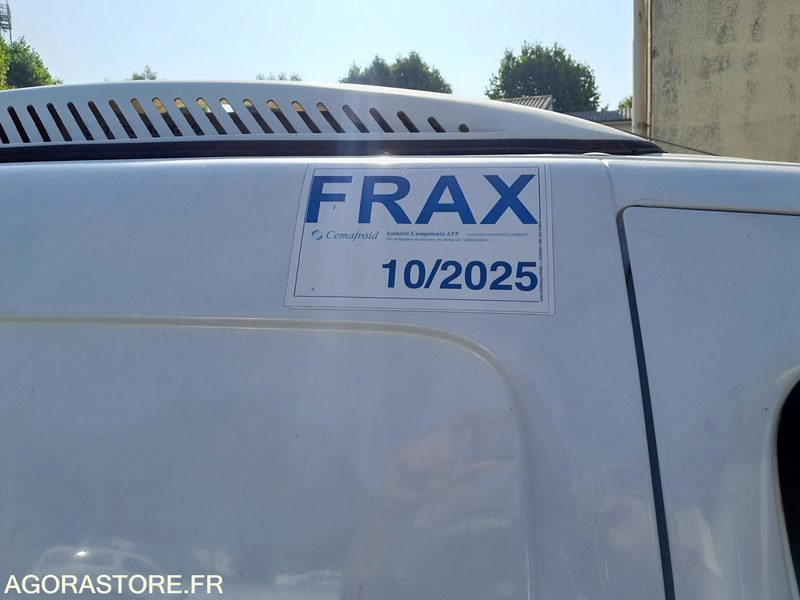 Малък ван Renault Kangoo frigorifique: снимка 16