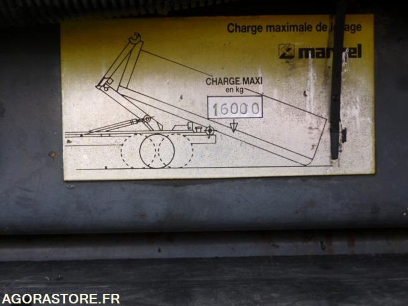 Лизинг на  Renault Kerax 6x4 370DCI bras de dépose Marrel 16000kgs 521550 kms 2003 Renault Kerax 6x4 370DCI bras de dépose Marrel 16000kgs 521550 kms 2003: снимка 17 Лизинг на  Renault Kerax 6x4 370DCI bras de dépose Marrel 16000kgs 521550 kms 2003 Renault Kerax 6x4 370DCI bras de dépose Marrel 16000kgs 521550 kms 2003: снимка 17