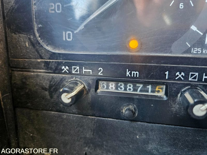 Renault Magnum 6x4 porteur ampliroll essieux relevables - Мултилифт с кука камион: снимка 5 Renault Magnum 6x4 porteur ampliroll essieux relevables - Мултилифт с кука камион: снимка 5