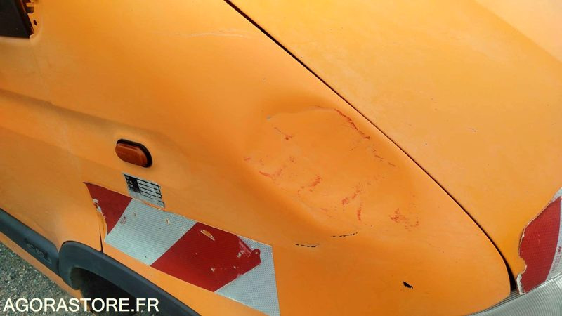 Renault - Master - 2003 - 417490 kms - Товарен бус: снимка 4 Renault - Master - 2003 - 417490 kms - Товарен бус: снимка 4