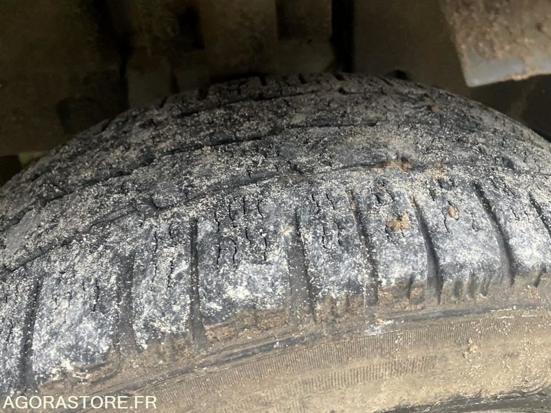 Товарен бус Renault Master - 2011 - 221285 - BP976HX: снимка 12 Товарен бус Renault Master - 2011 - 221285 - BP976HX: снимка 12