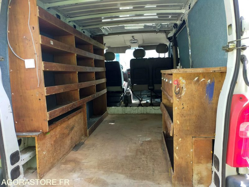 Товарен бус Renault Master DCI: снимка 6