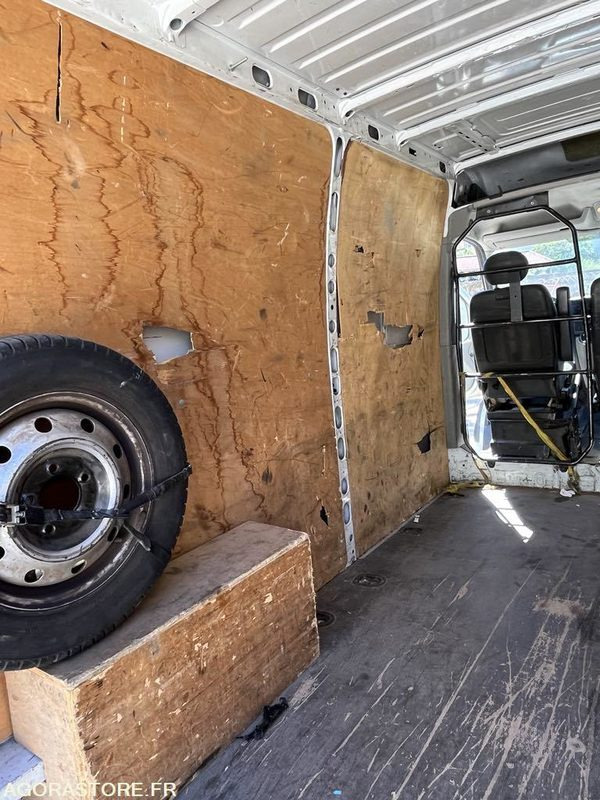 Renault Master - Товарен бус: снимка 5 Renault Master - Товарен бус: снимка 5