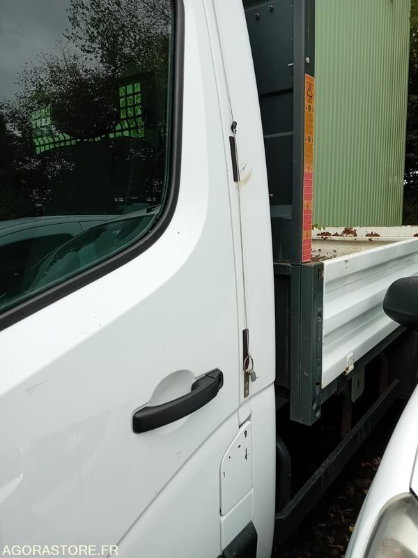 Renault Master benne - 2011 - 362391 kms - Бус самосвал: снимка 3 Renault Master benne - 2011 - 362391 kms - Бус самосвал: снимка 3