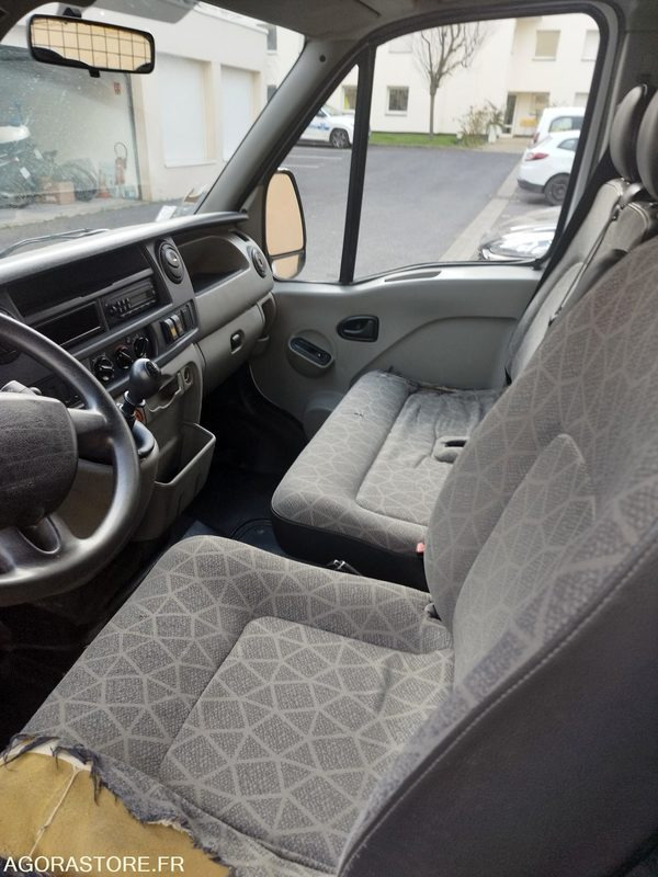 Renault Master - Товарен бус: снимка 3 Renault Master - Товарен бус: снимка 3
