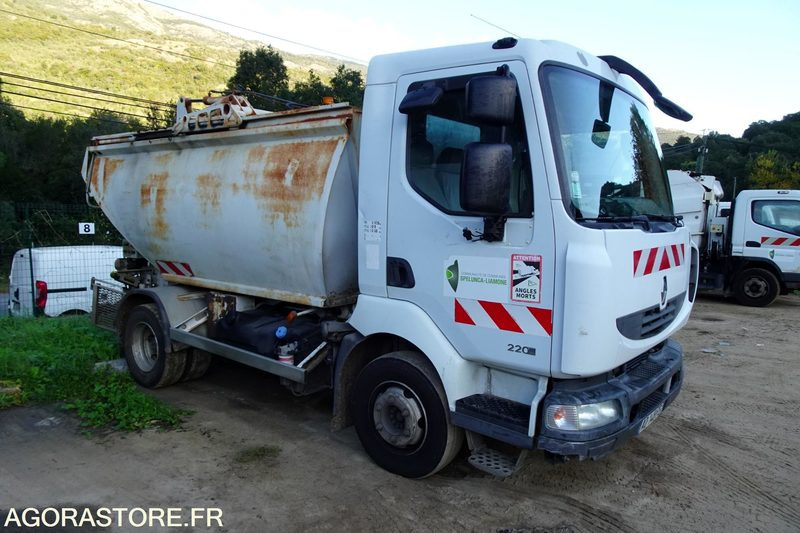 Renault Midlum 220 DXI - Боклукчийска кола: снимка 3 Renault Midlum 220 DXI - Боклукчийска кола: снимка 3