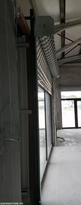 Rideau métallique SOMAFI - Инструмент/ Оборудване: снимка 4 Rideau métallique SOMAFI - Инструмент/ Оборудване: снимка 4