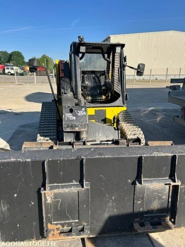 SKID JCB T190 2007 1150 HRS AVEC GODETS, FOURCHE ET TOMBEREAU - Товарач: снимка 2 SKID JCB T190 2007 1150 HRS AVEC GODETS, FOURCHE ET TOMBEREAU - Товарач: снимка 2