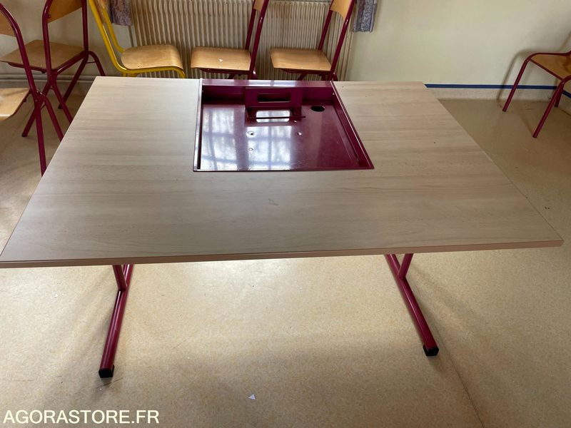 TABLE DE CLASSE - Инструмент/ Оборудване: снимка 2 TABLE DE CLASSE - Инструмент/ Оборудване: снимка 2