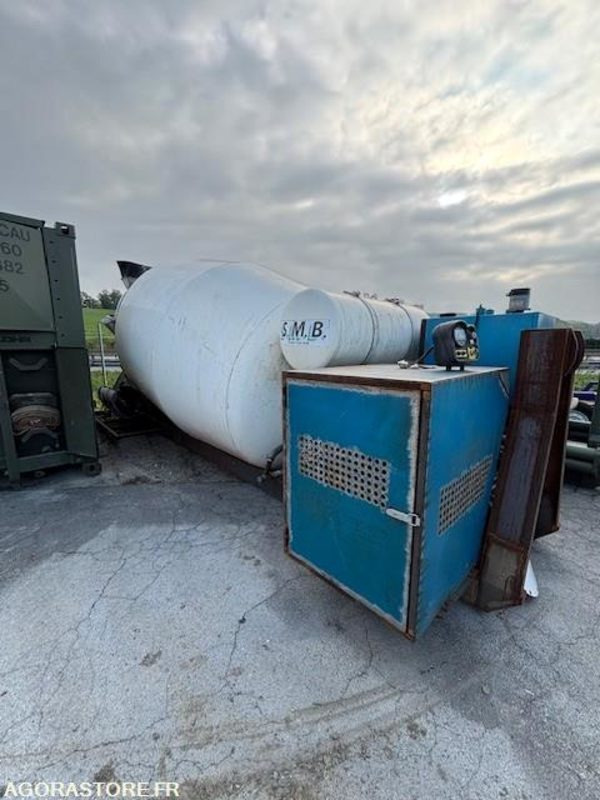 TOUPIE MALAXEUR 8M3 AMPLIROLL AVEC MOTEUR AUXILIAIRE - Стационарна бетон помпа: снимка 2 TOUPIE MALAXEUR 8M3 AMPLIROLL AVEC MOTEUR AUXILIAIRE - Стационарна бетон помпа: снимка 2