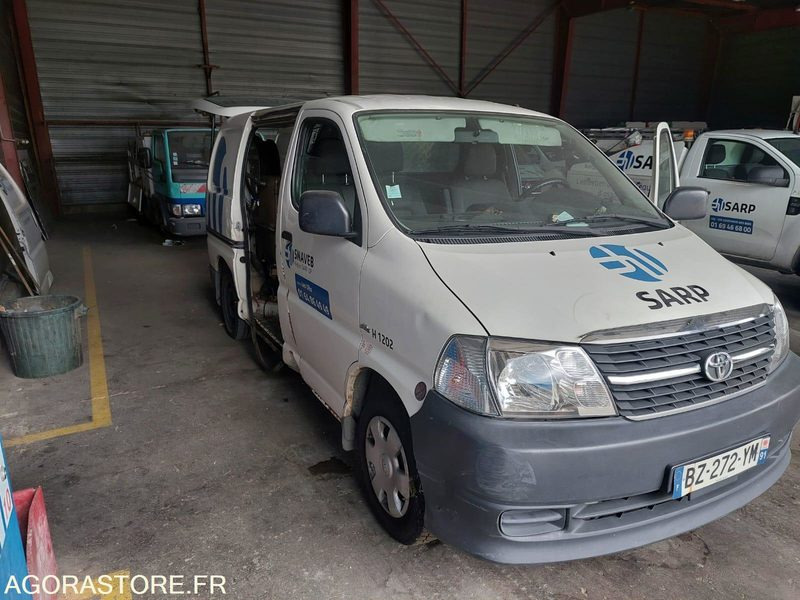 TOYOTA Hiace fourgon HP HUWER 2012 272000KM ROULANT EXPORT UNIQUEMENT - Малък ван: снимка 4 TOYOTA Hiace fourgon HP HUWER 2012 272000KM ROULANT EXPORT UNIQUEMENT - Малък ван: снимка 4