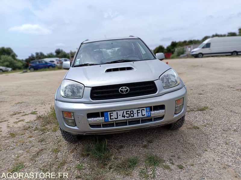 TOYOTA RAV4 - 2002 - 212500KMS - Джип: снимка 2 TOYOTA RAV4 - 2002 - 212500KMS - Джип: снимка 2