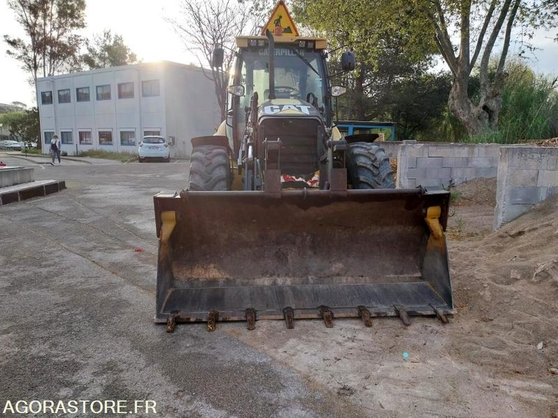 TRACTOPELLE CATERPILLAR 444 E - Багер-товарач: снимка 2 TRACTOPELLE CATERPILLAR 444 E - Багер-товарач: снимка 2