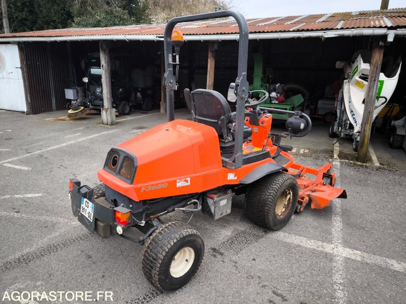 Tondeuse KUBOTA F3680 3688 heures 2013 - Косачка за трева: снимка 1 Tondeuse KUBOTA F3680 3688 heures 2013 - Косачка за трева: снимка 1