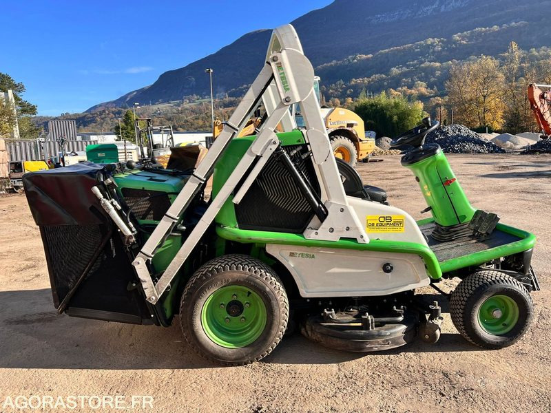 Tondeuse auto portée ETESIA HYDRO 124D - Année 2006 - 2190 heures - Косачка за трева: снимка 3 Tondeuse auto portée ETESIA HYDRO 124D - Année 2006 - 2190 heures - Косачка за трева: снимка 3