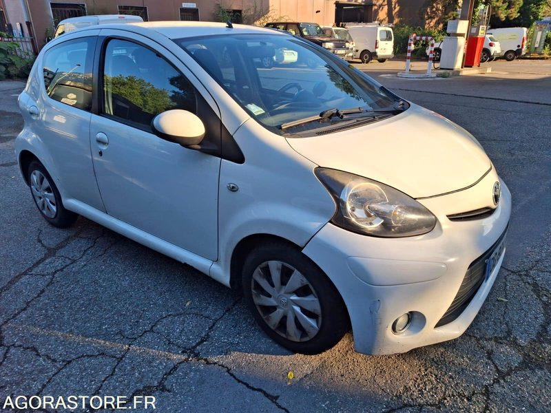 Toyota AYGO 115578kms - 2014 - Лек автомобил: снимка 1 Toyota AYGO 115578kms - 2014 - Лек автомобил: снимка 1