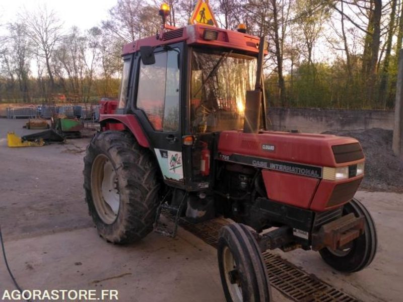 Tracteur CASE 795 XL - Трактор: снимка 1 Tracteur CASE 795 XL - Трактор: снимка 1