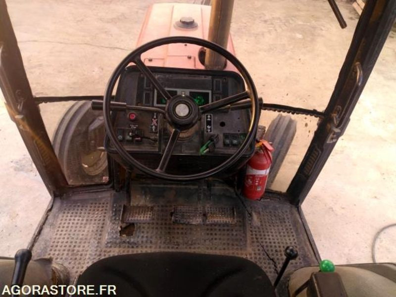 Tracteur CASE 795 XL - Трактор: снимка 3 Tracteur CASE 795 XL - Трактор: снимка 3