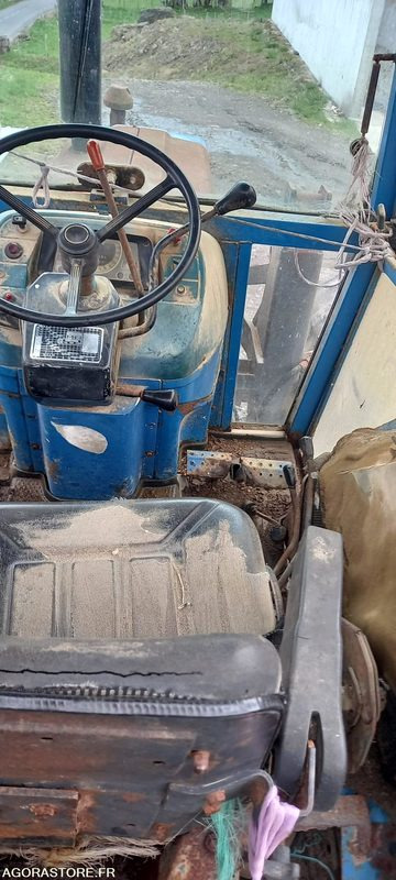 Tracteur Ford 5610 + chargeur Mailleux - Трактор: снимка 4 Tracteur Ford 5610 + chargeur Mailleux - Трактор: снимка 4