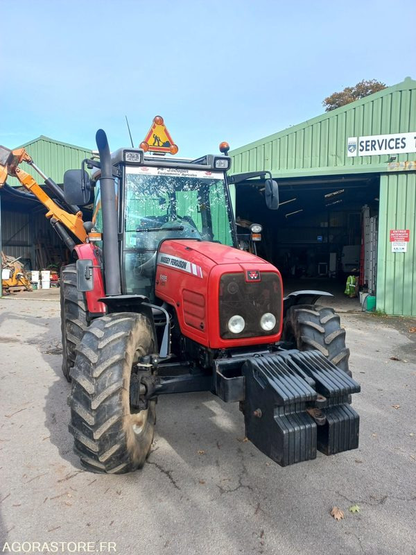 Tracteur Massey Fergusson avec épareuse SMA - Трактор: снимка 2 Tracteur Massey Fergusson avec épareuse SMA - Трактор: снимка 2