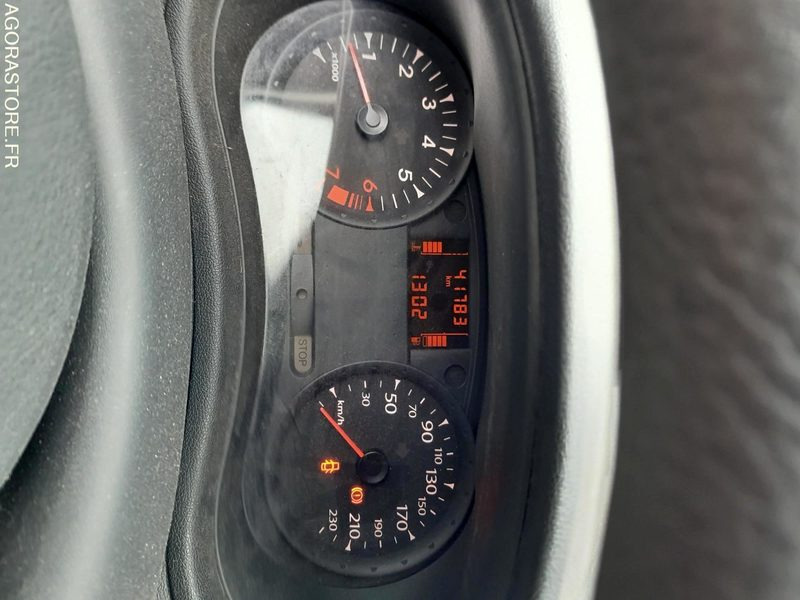 Très belle Renault Clio essence/GPL - Лек автомобил: снимка 5 Très belle Renault Clio essence/GPL - Лек автомобил: снимка 5
