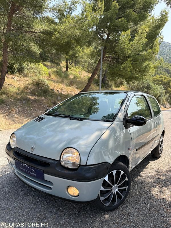 Twingo 1.2 16v kiss cool CLIM - Лек автомобил: снимка 1 Twingo 1.2 16v kiss cool CLIM - Лек автомобил: снимка 1