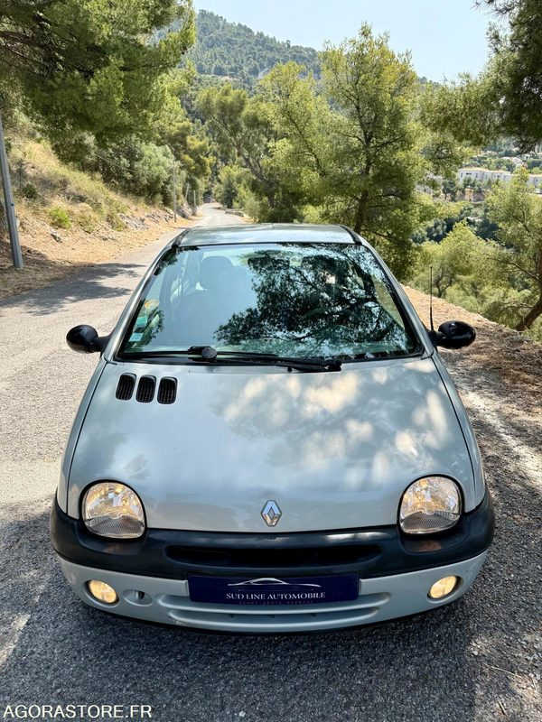 Twingo 1.2 16v kiss cool CLIM - Лек автомобил: снимка 3 Twingo 1.2 16v kiss cool CLIM - Лек автомобил: снимка 3