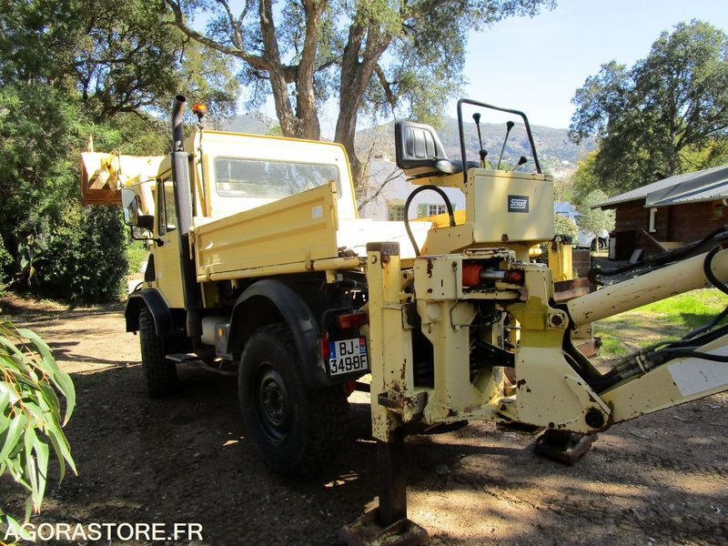 Unimog U140 - 1994 - 115 000km - TRES BON ETAT - Багер-товарач: снимка 3 Unimog U140 - 1994 - 115 000km - TRES BON ETAT - Багер-товарач: снимка 3